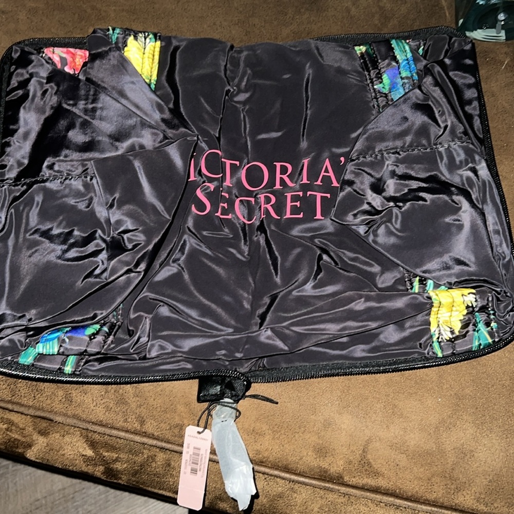 NWT Victoria’s Secret Tote Bag - Picture 3 of 11